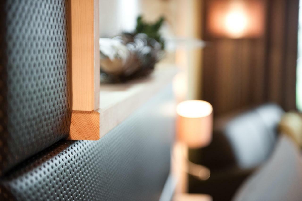 Hotel Winzer Wellness & Kuscheln Sankt Georgen im Attergau Buitenkant foto
